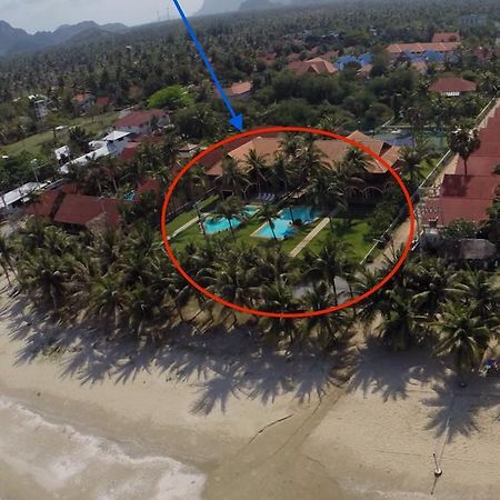 Villa Espana Сам Рой Йот Екстериор снимка